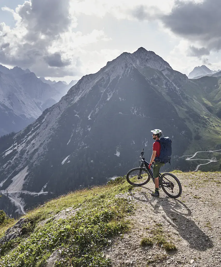 Biking 1